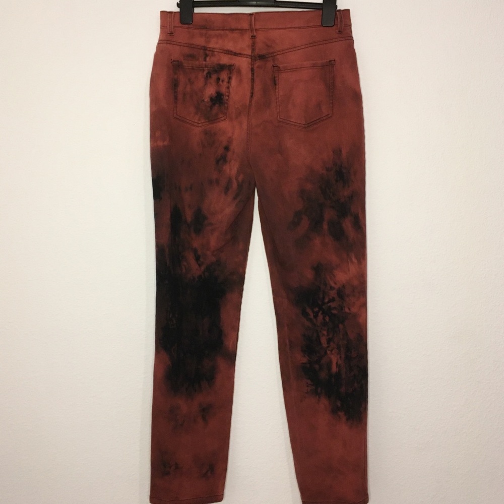 Unique bleach jeans
